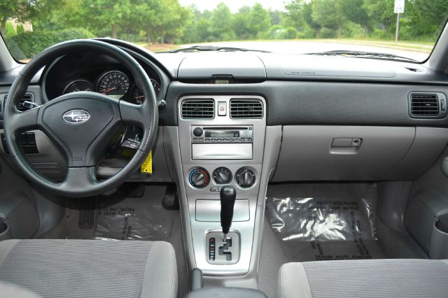 Subaru Forester 2007 photo 17