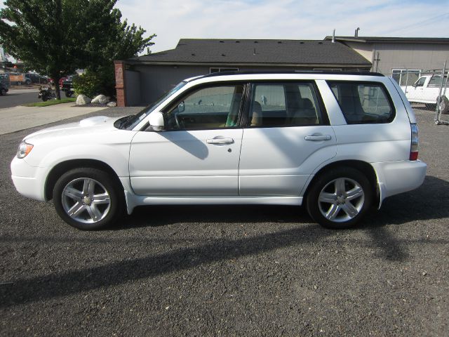 Subaru Forester 2007 photo 2