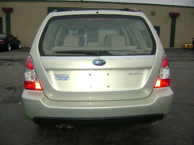 Subaru Forester 2007 photo 2