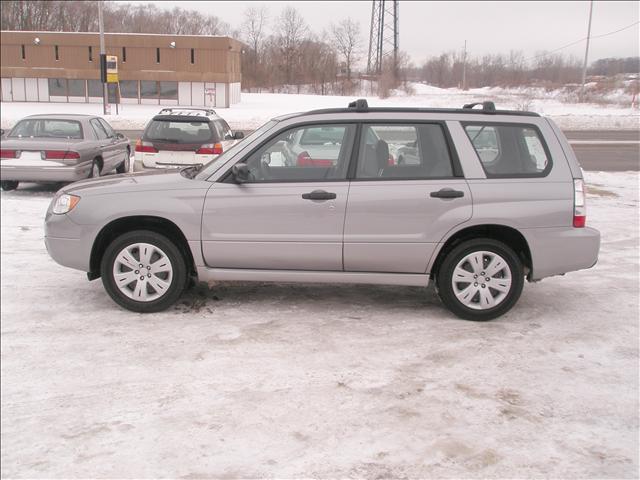 Subaru Forester 2008 photo 2