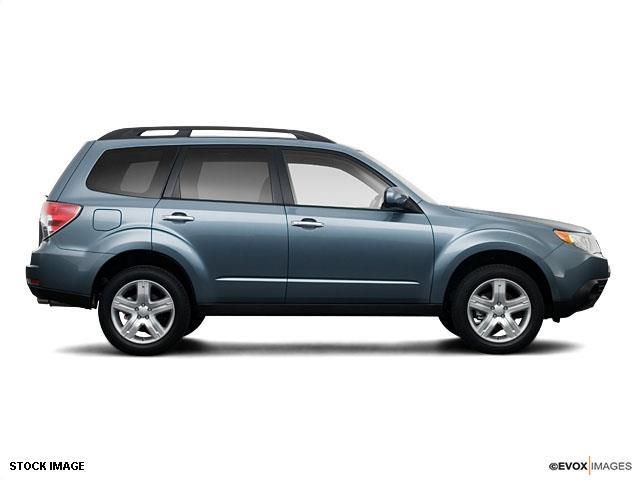 Subaru Forester 2009 photo 2