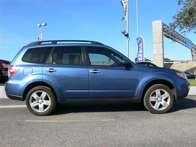 Subaru Forester 2009 photo 2