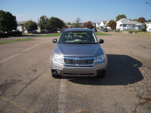 Subaru Forester 2009 photo 2