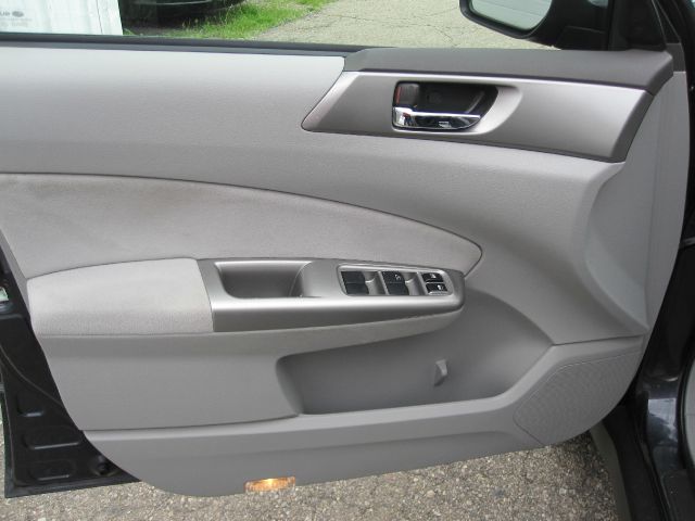 Subaru Forester 2009 photo 23