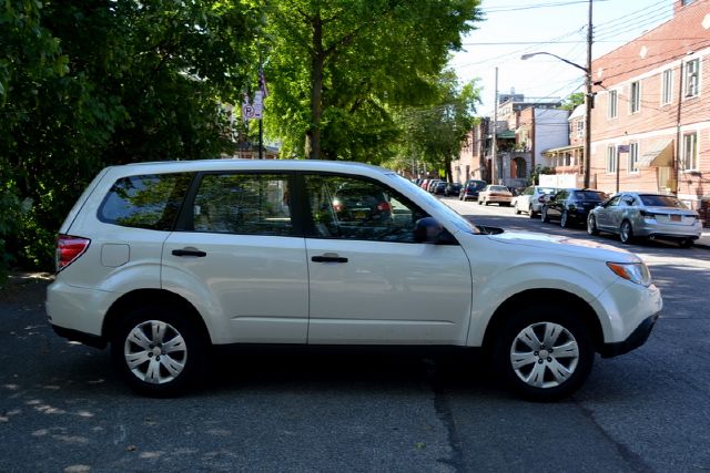 Subaru Forester 2010 photo 13