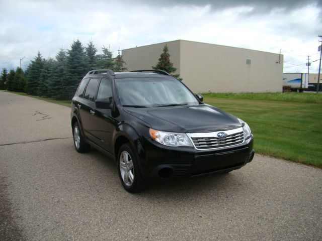 Subaru Forester 2010 photo 4