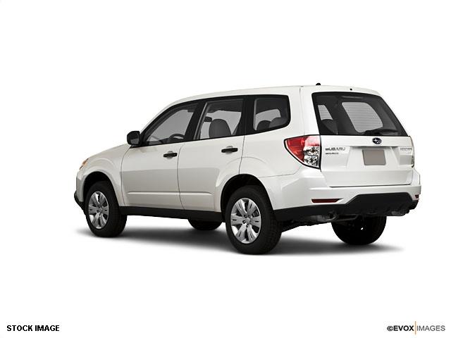 Subaru Forester 2010 photo 12