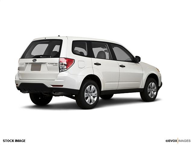 Subaru Forester 2010 photo 13