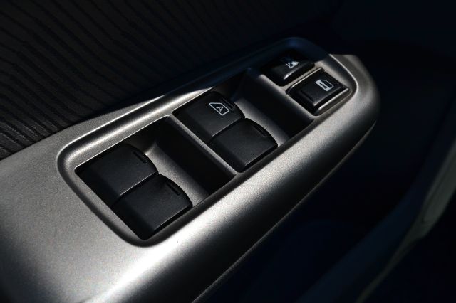 Subaru Forester 2010 photo 13