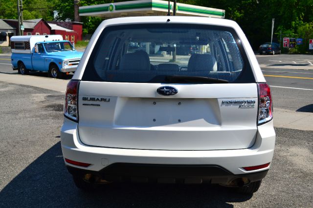 Subaru Forester 2010 photo 20