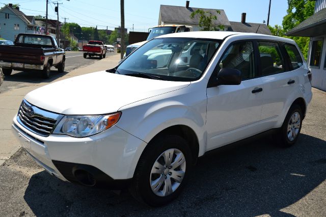 Subaru Forester 2010 photo 24