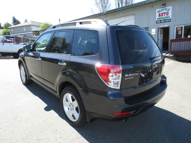 Subaru Forester 2010 photo 7