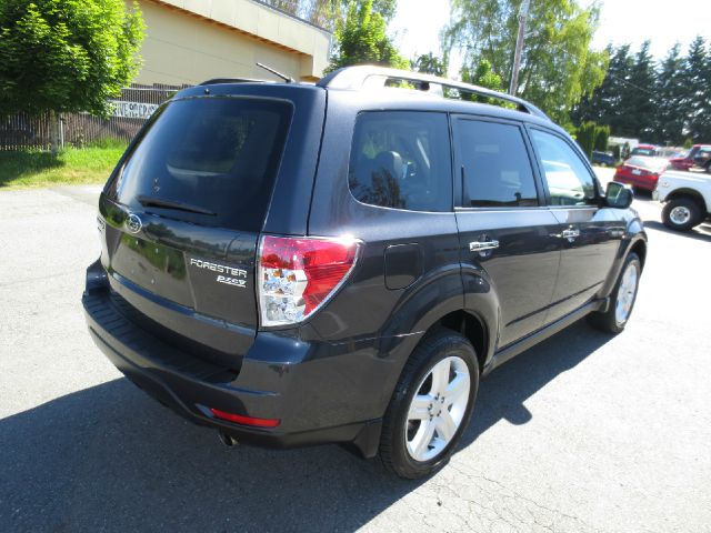 Subaru Forester 2010 photo 9