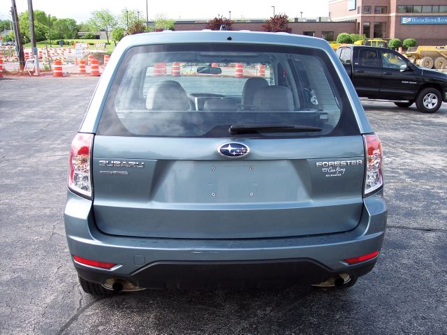 Subaru Forester 2010 photo 18