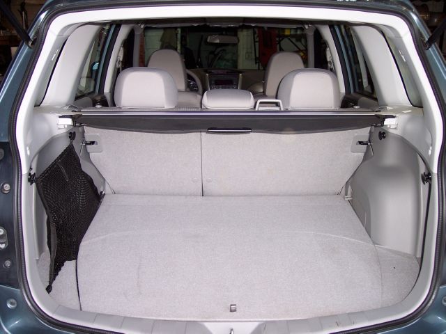 Subaru Forester 2010 photo 3