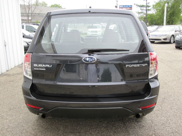 Subaru Forester 2010 photo 4