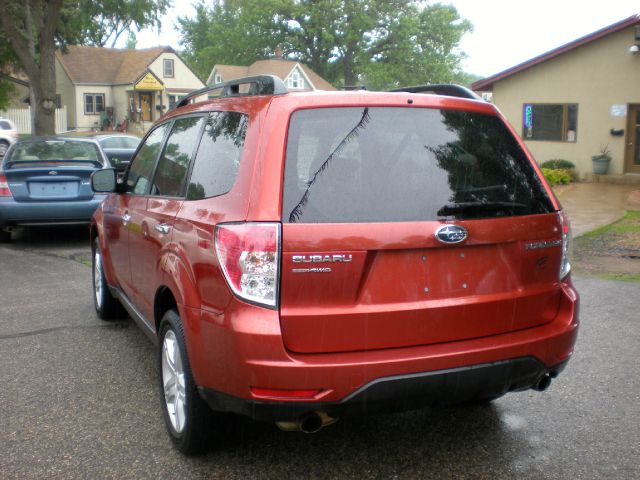 Subaru Forester 2010 photo 12