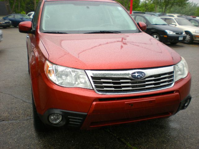 Subaru Forester 2010 photo 14