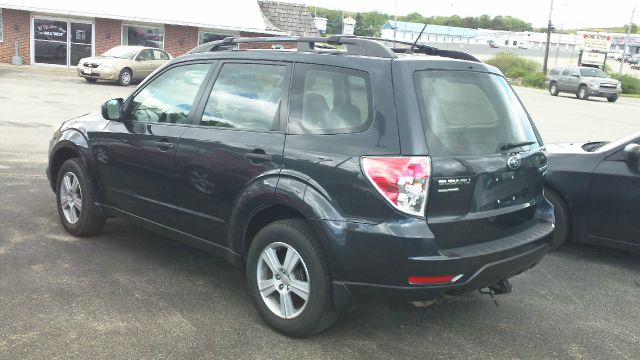 Subaru Forester 2010 photo 12