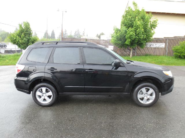 Subaru Forester 2011 photo 10