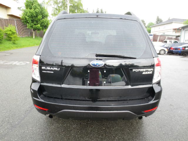 Subaru Forester 2011 photo 11