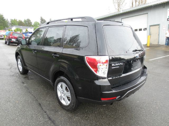 Subaru Forester 2011 photo 13