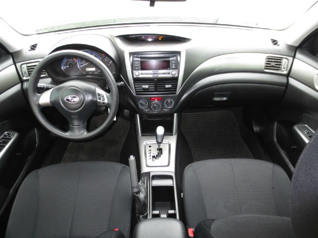 Subaru Forester 2011 photo 21