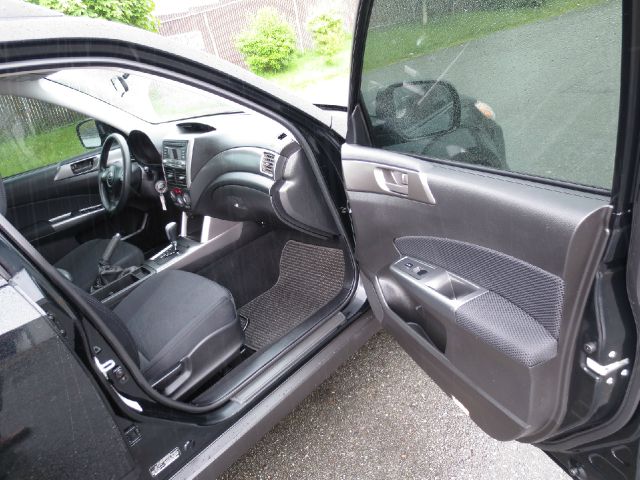 Subaru Forester 2011 photo 7