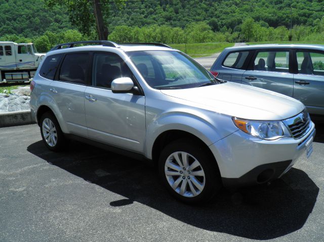 Subaru Forester 2011 photo 13