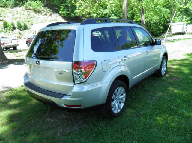 Subaru Forester 2011 photo 5