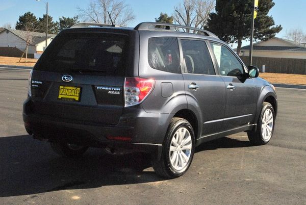 Subaru Forester 2012 photo 2