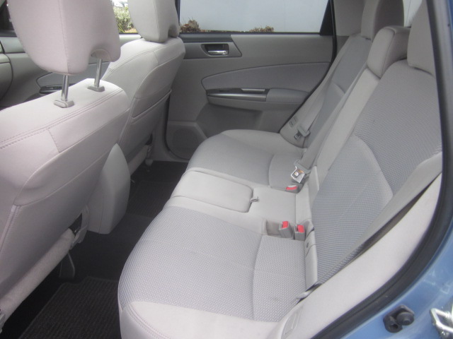 Subaru Forester 2012 photo 2