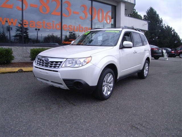 Subaru Forester 2012 photo 4