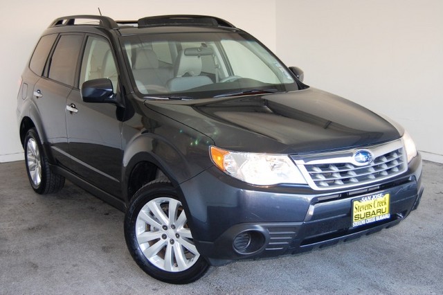 Subaru Forester 2012 photo 1