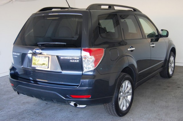 Subaru Forester 2012 photo 3