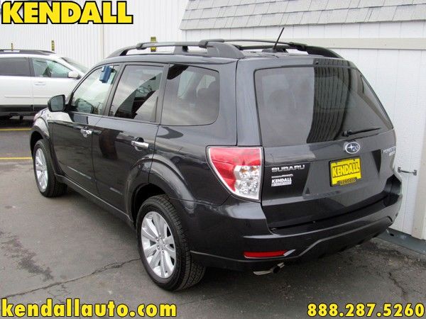 Subaru Forester 2012 photo 3