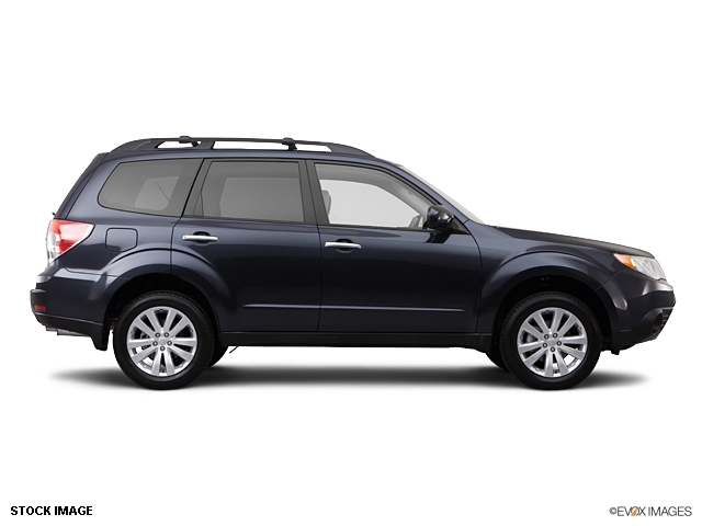 Subaru Forester 2012 photo 1