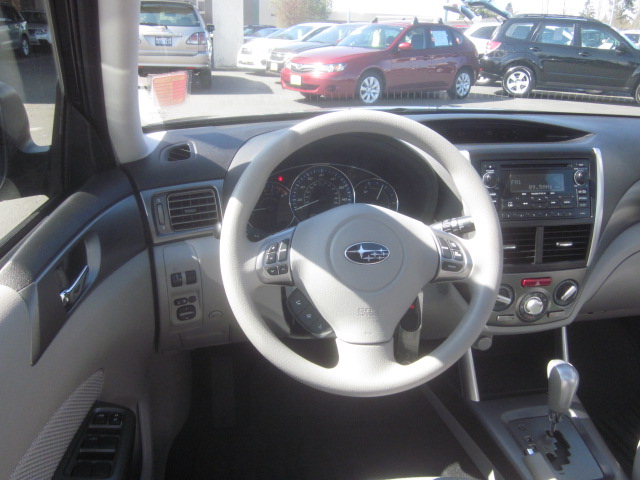 Subaru Forester 2012 photo 3