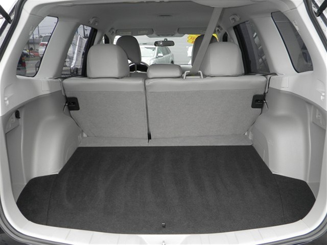 Subaru Forester 2012 photo 2