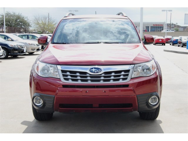 Subaru Forester 2012 photo 4