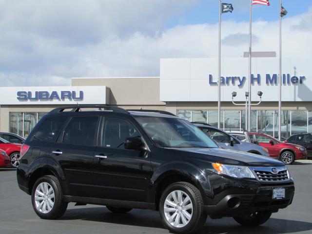 Subaru Forester 2012 photo 4