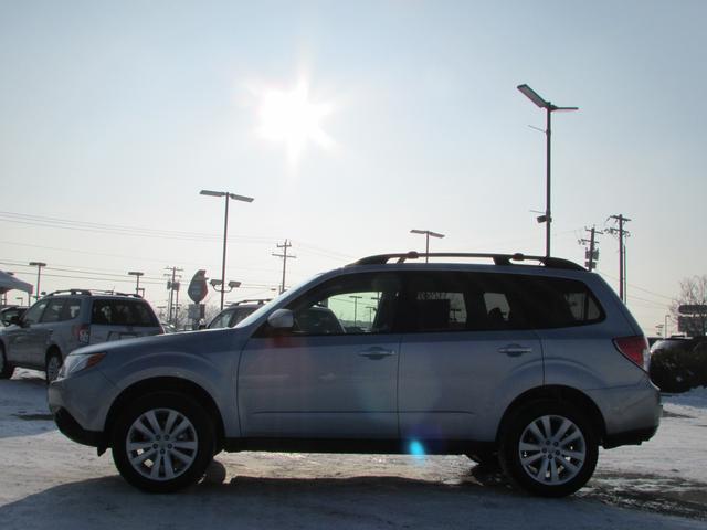 Subaru Forester 2012 photo 3