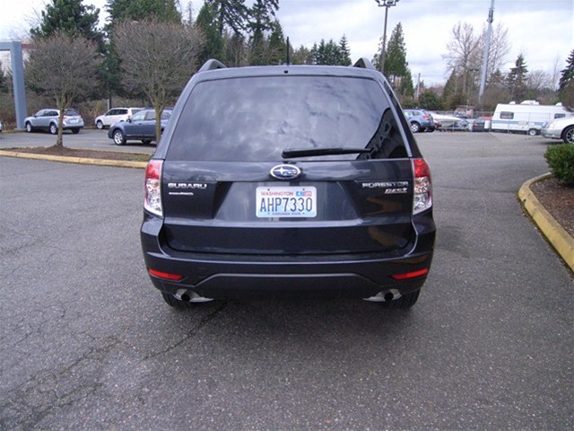 Subaru Forester 2012 photo 3