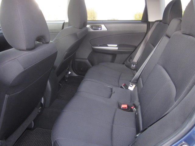 Subaru Forester 2012 photo 2