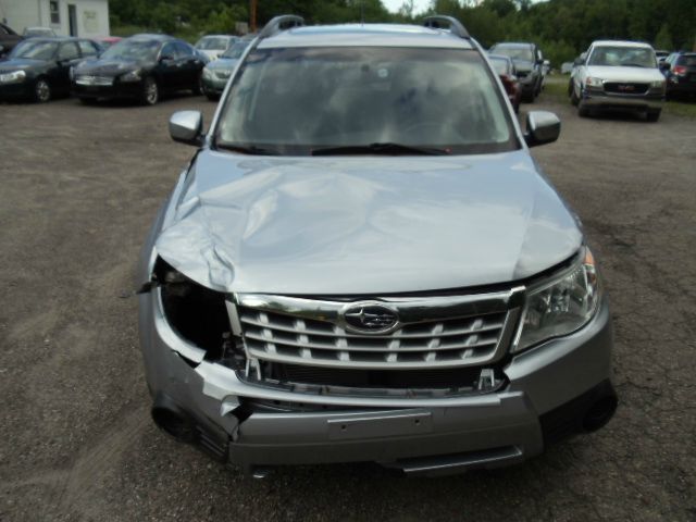 Subaru Forester 2012 photo 1