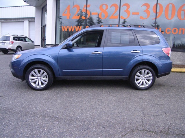 Subaru Forester \ultimate Unspecified