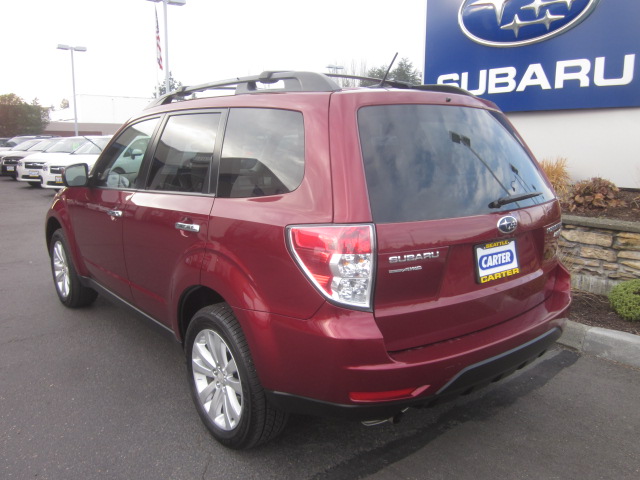 Subaru Forester 2012 photo 3