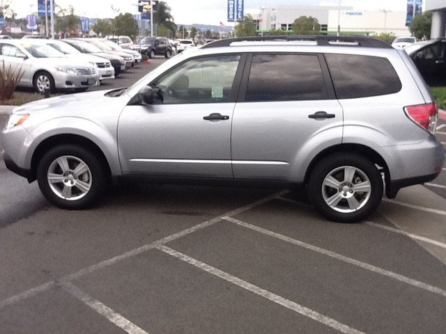 Subaru Forester 2012 photo 2