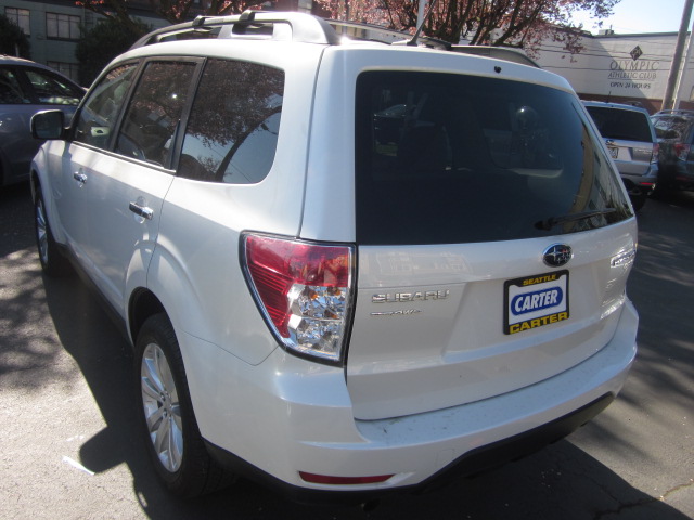 Subaru Forester 2012 photo 3