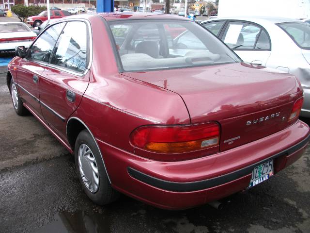 Subaru Impreza ESi Sedan